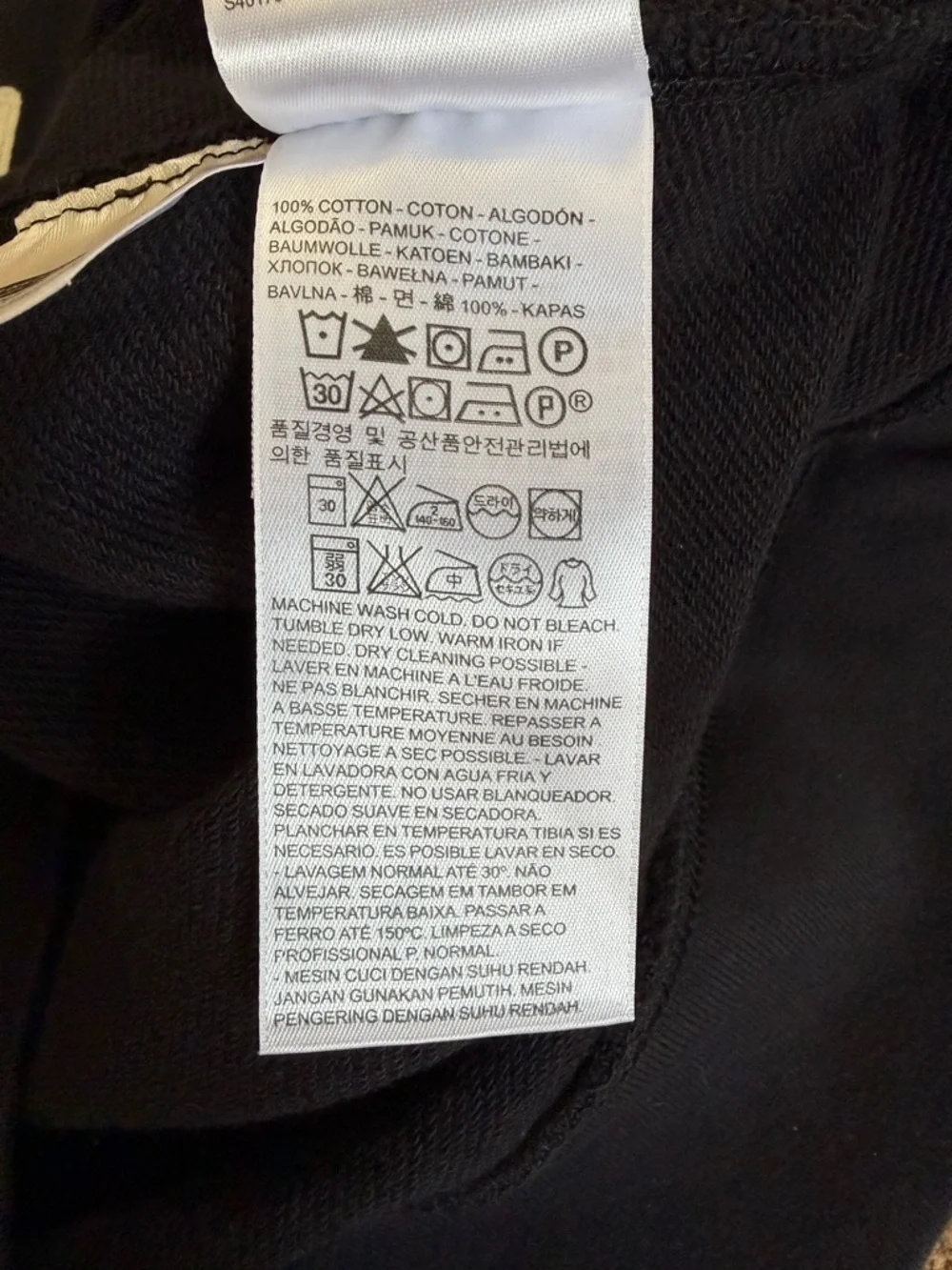 Levi's Men's Black Crewneck with White Script Logo
